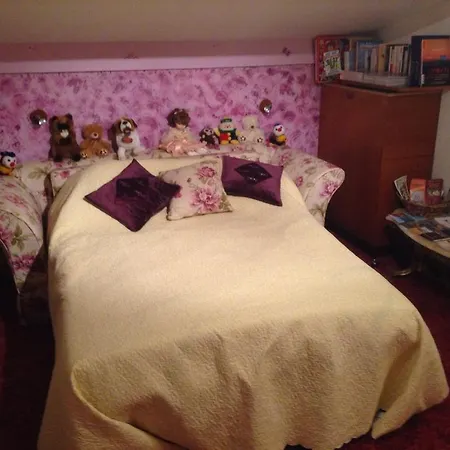 Du Pont Bed and Breakfast Fuilla